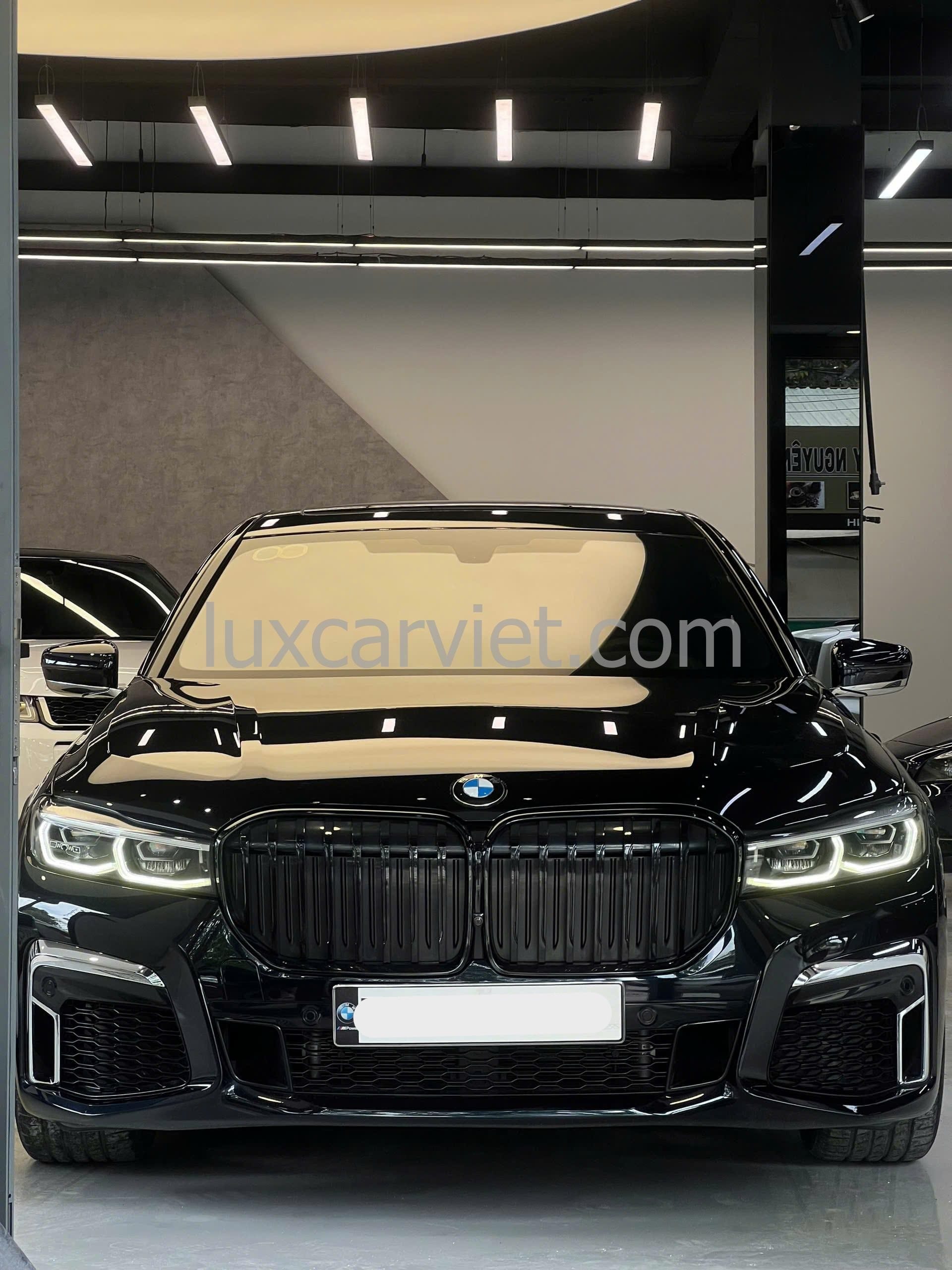 Thuê Xe Tự Lái BMW 730Li Cao Cấp Giá Rẻ Tại Sài Gòn