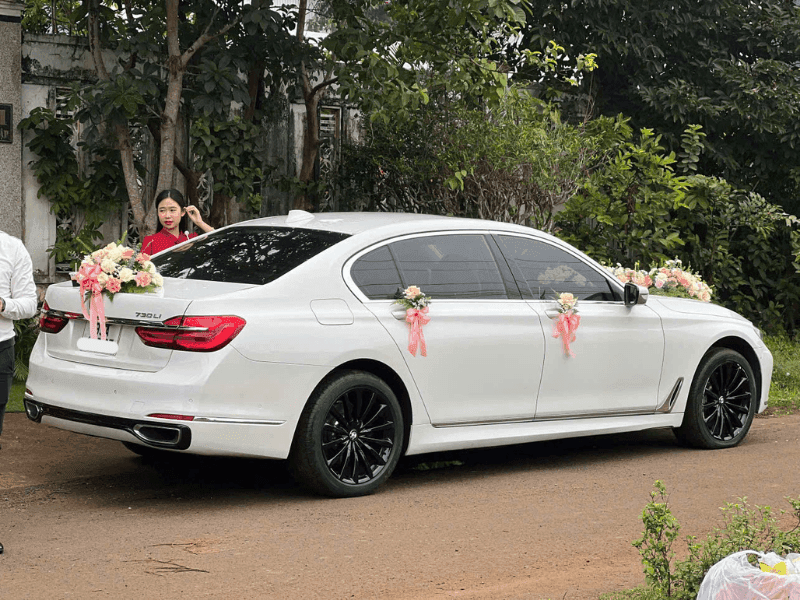 CHo Thuê Xe Hoa BMW Tại TP.HCM - Ảnh 5