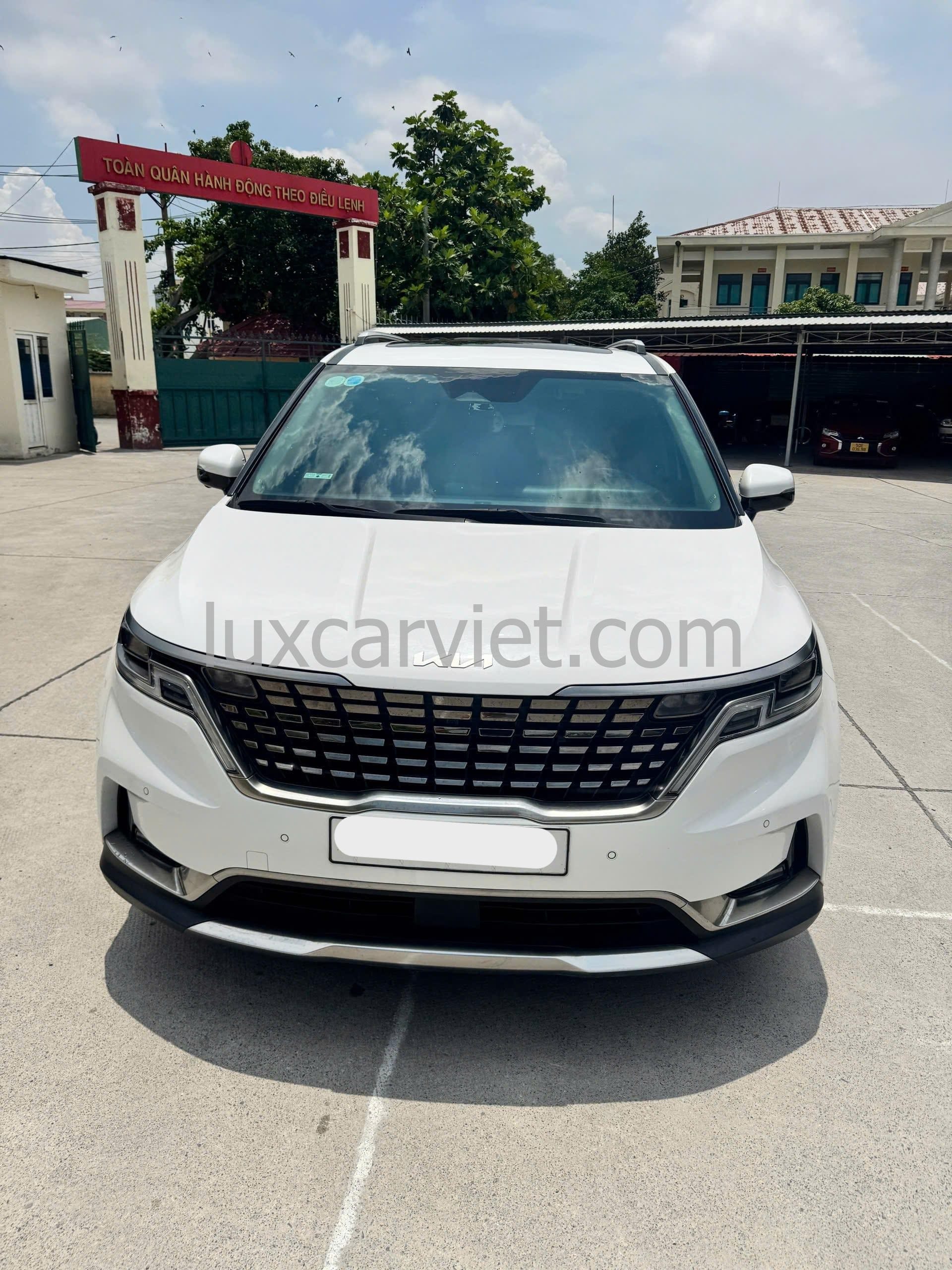 Dịch vụ thuê xe tự lái Kia Carnival 2024