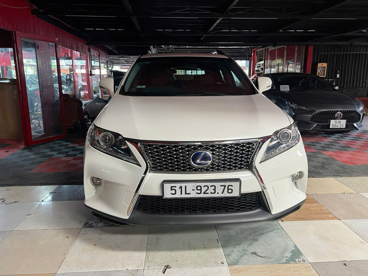 Cho Thuê Xe Lexus RX350 Tại TP.HCM