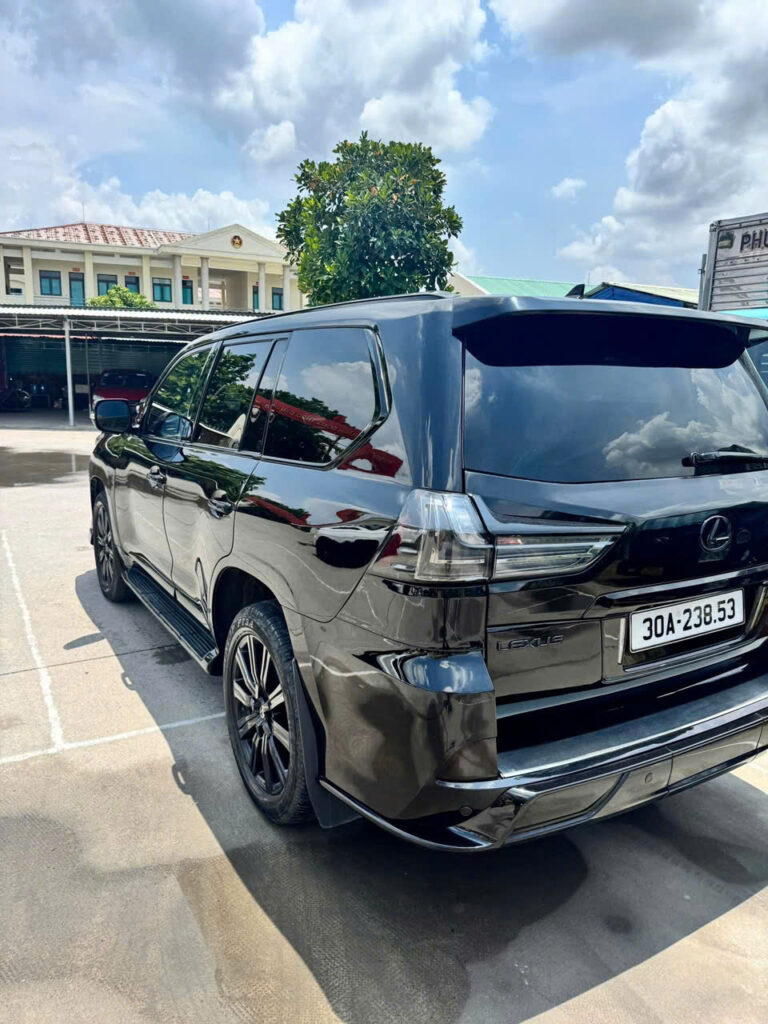 Dịch Vụ Cho Thuê Xe Lexus Lx570 Cao Cấp tại TP.HCM