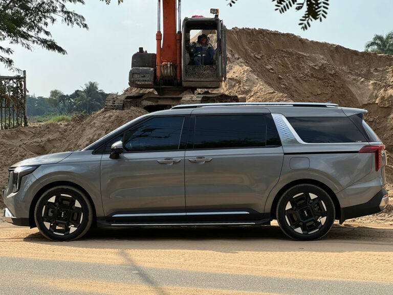 Dịch vụ cho thuê xe tự lái KIA Carnival 2026