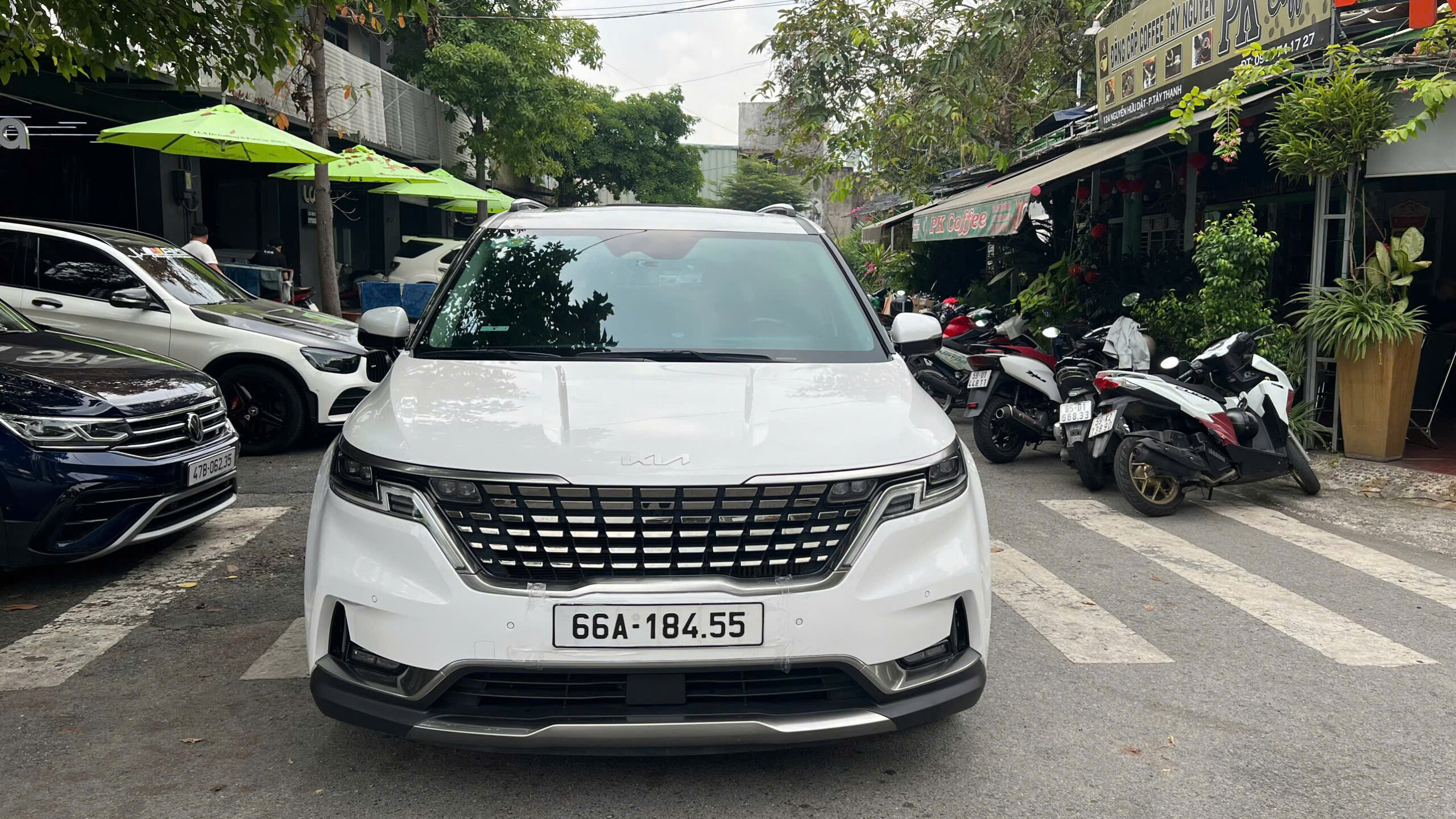 Dịch vụ thuê xe tự lái Kia Carnival Tự Lái, Có Tài