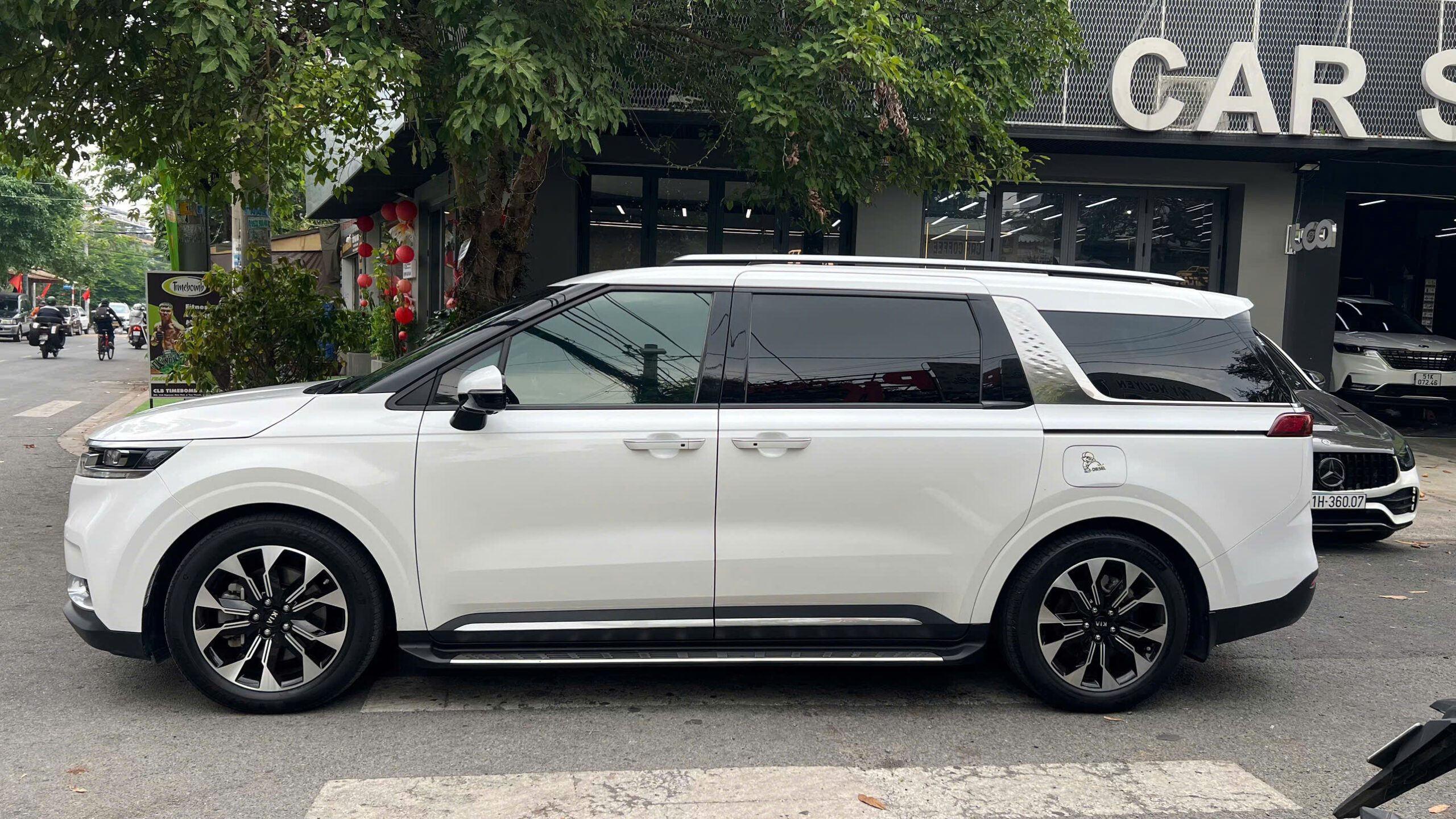 Dịch vụ thuê xe tự lái Kia Carnival Tự Lái, Có Tài