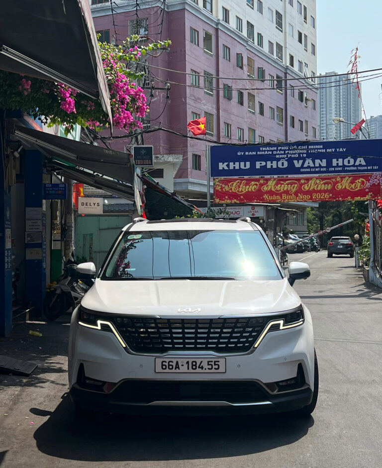 Dịch vụ thuê xe tự lái Kia Carnival Tự Lái, Có Tài