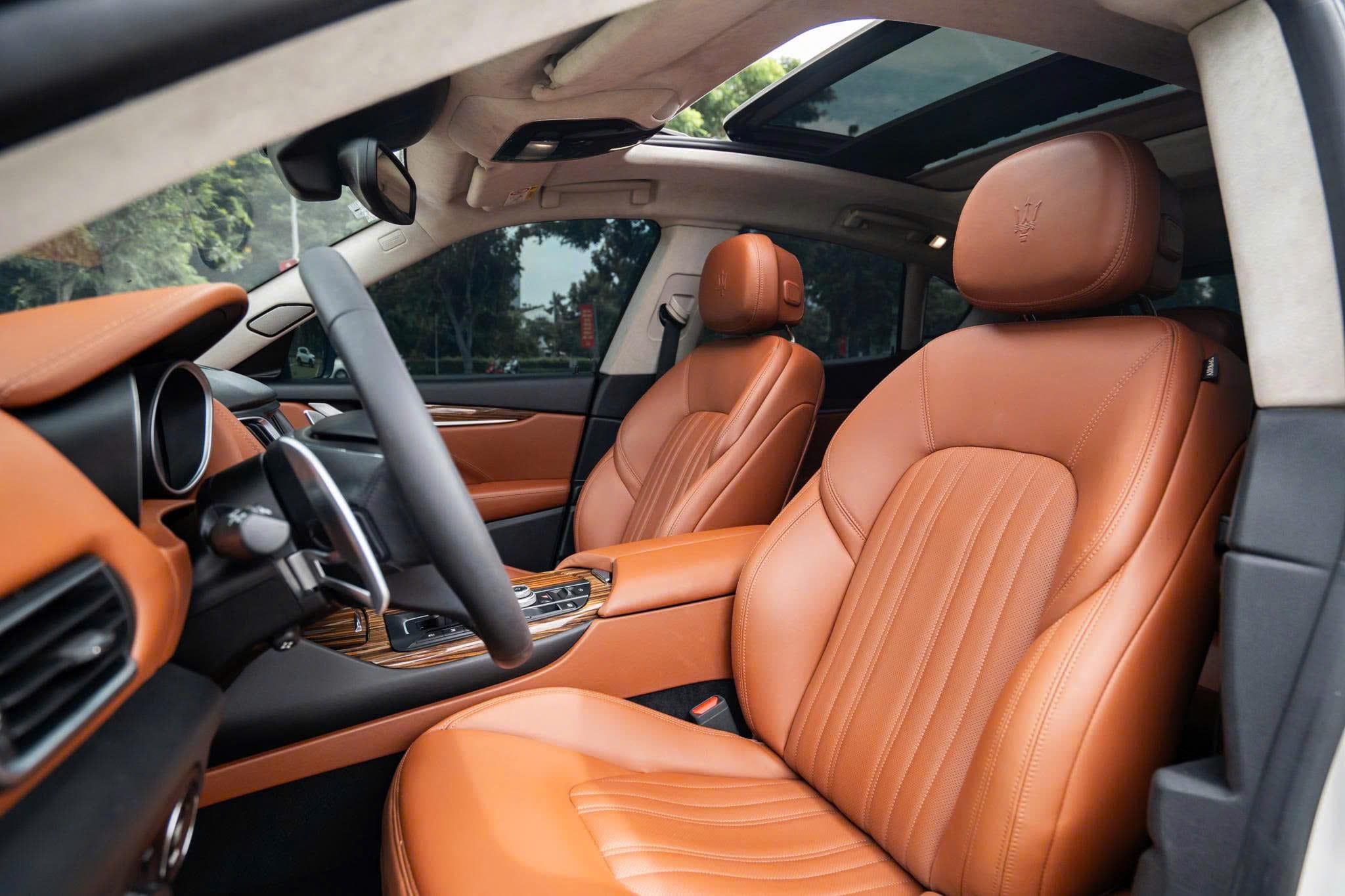 Cho Thuê Xe Maserati Levante 5 Chỗ Tại TP.HCM - Ảnh 9