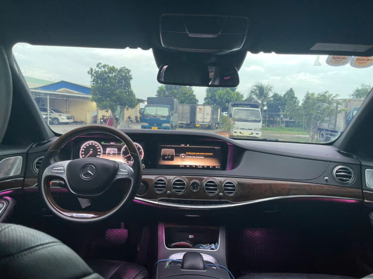Thuê Xe Mercedes S400 Sang Trọng Đời Mới Tại TP.HCM