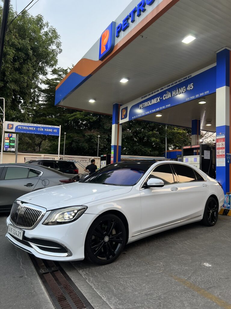 Thuê Xe Mercedes S400 Sang Trọng Đời Mới Tại TP.HCM