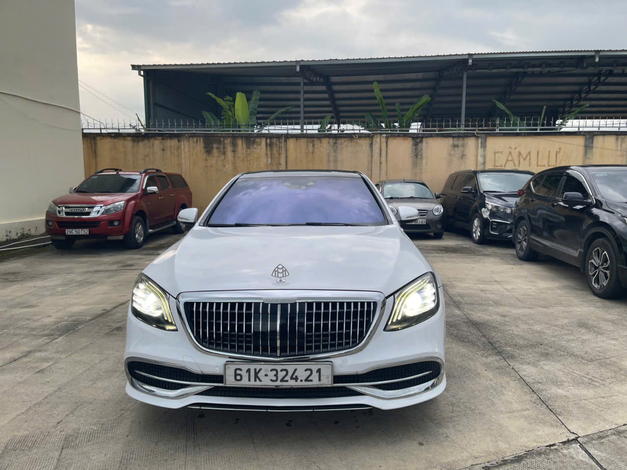 Thuê Xe Mercedes S400 Sang Trọng Đời Mới Tại TP.HCM