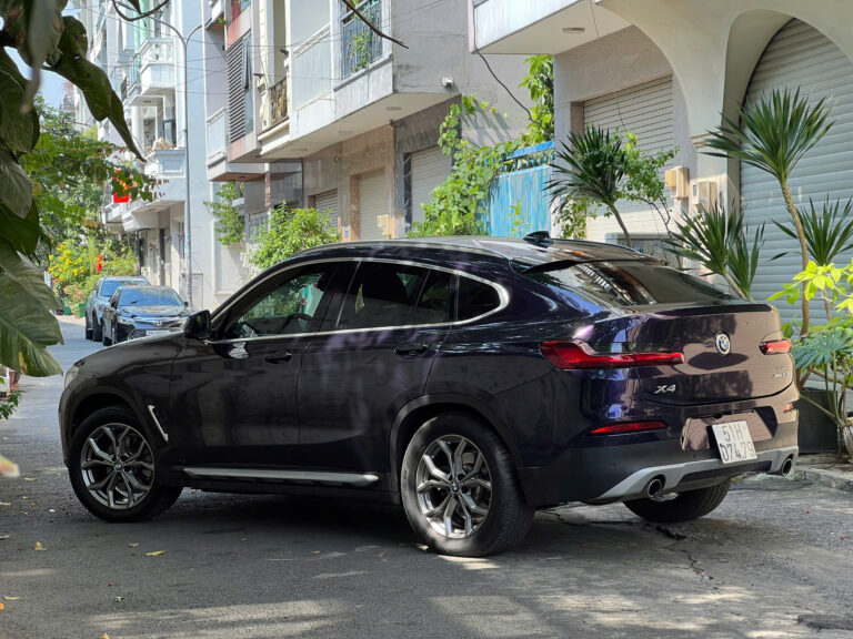 Thuê Xe Tự Lái BMW X4 tại TP.HCM