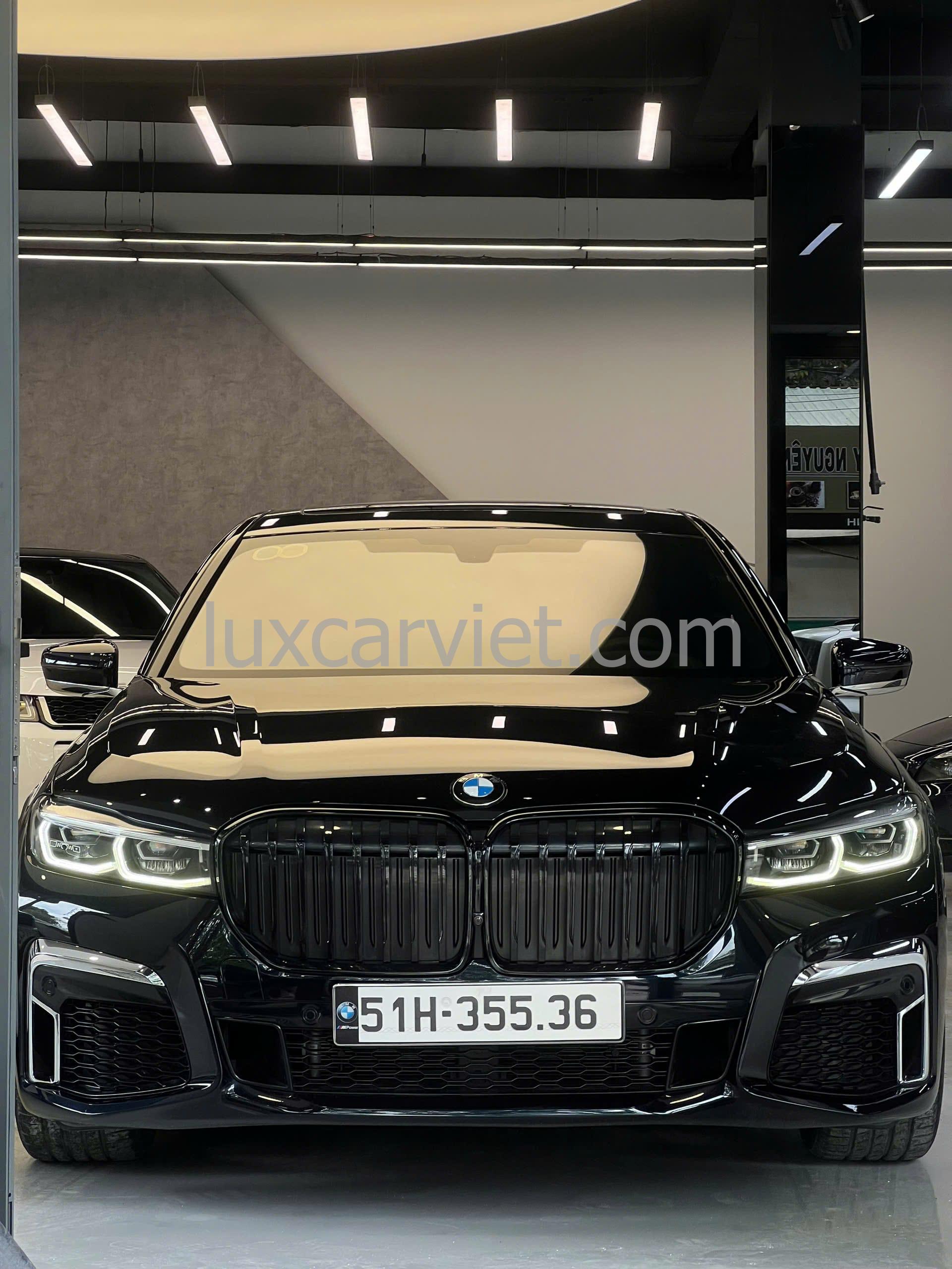 Thuê Xe Tự Lái BMW 730Li Cao Cấp Giá Rẻ Tại Sài Gòn