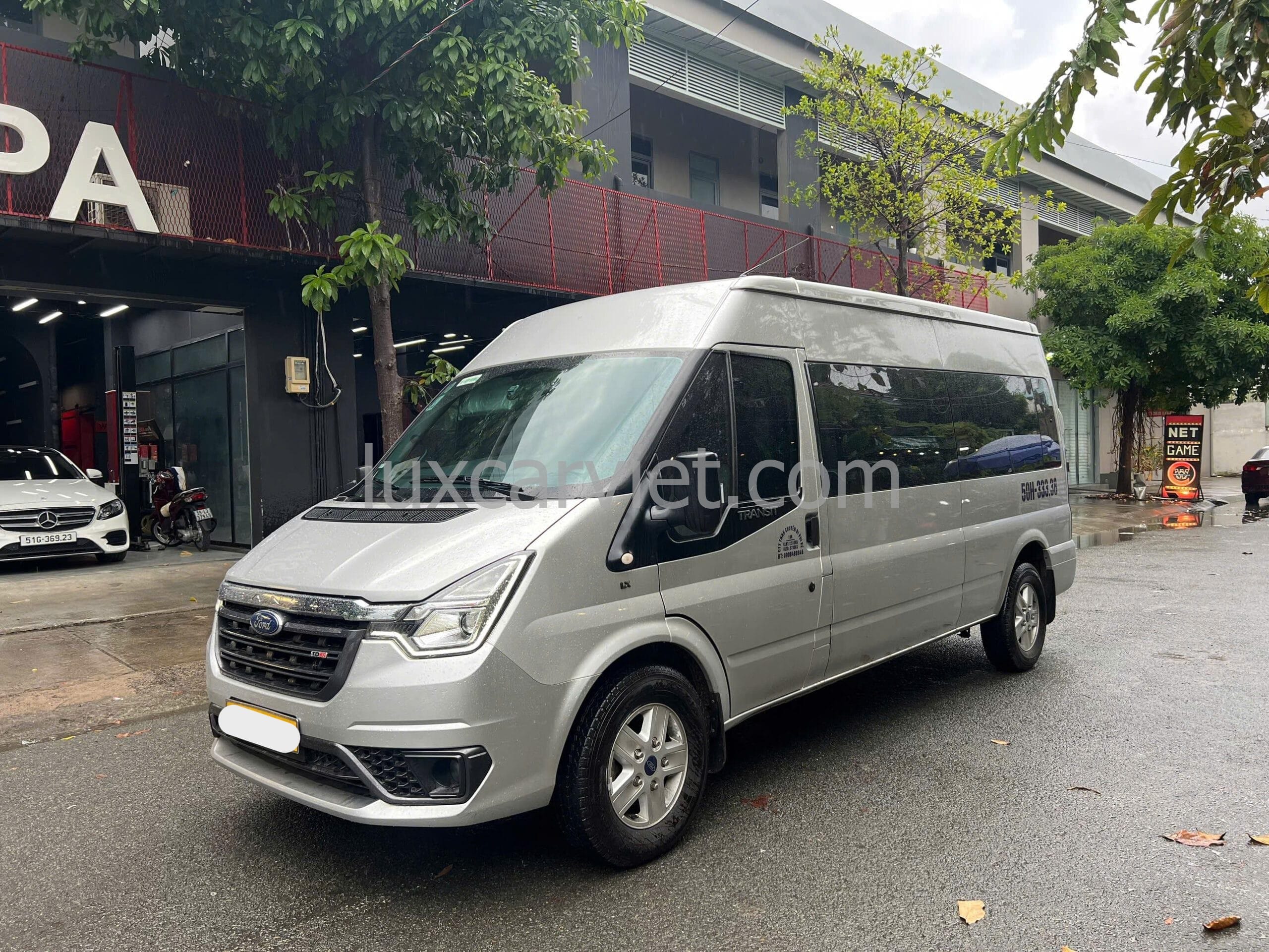 Cho Thuê Xe 16 Chỗ Tự Lái Ford Transit 2023 Giá Rẻ