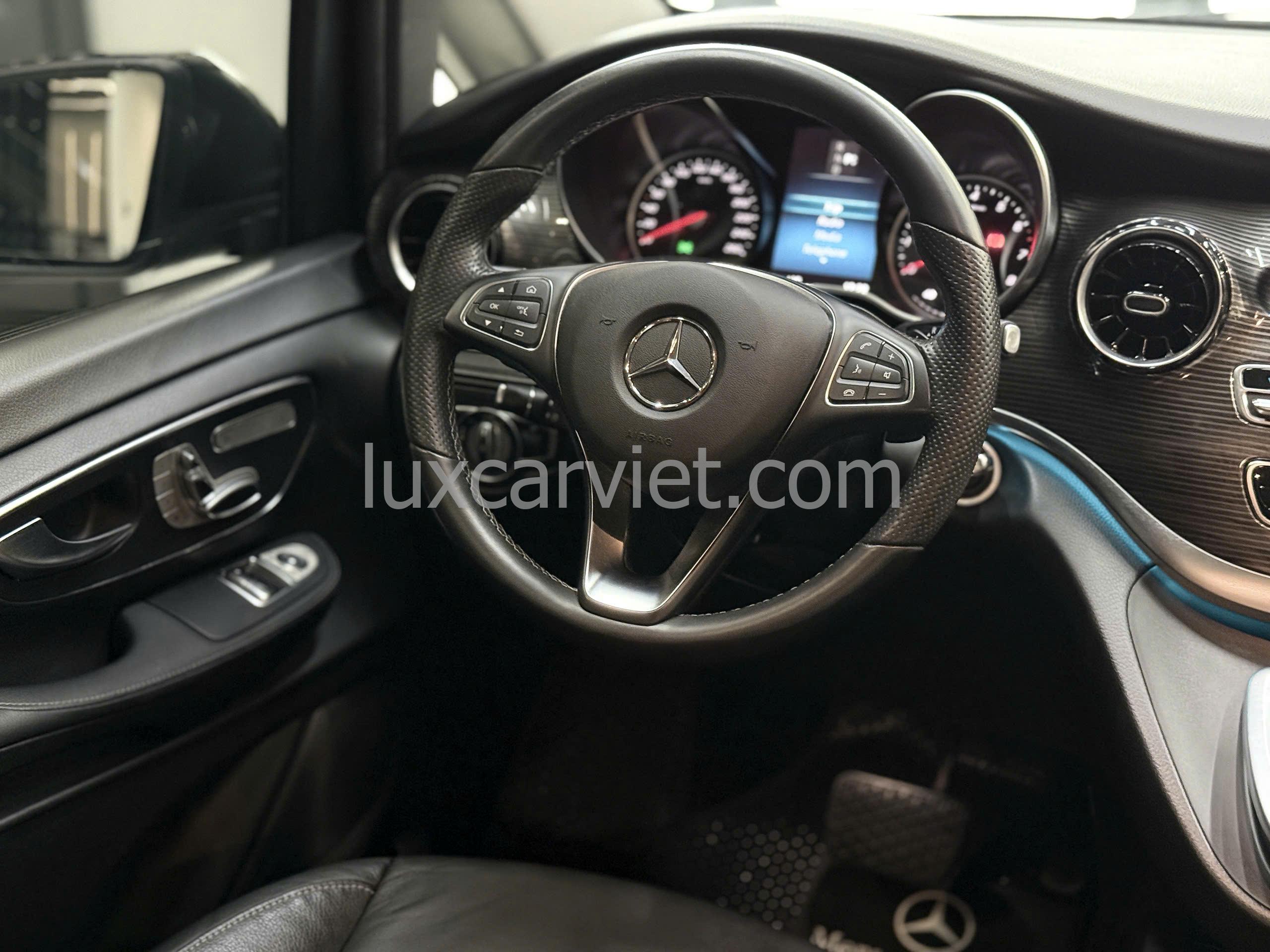 Cho Thuê Xe Mercedes-Benz V250 - Ảnh 11