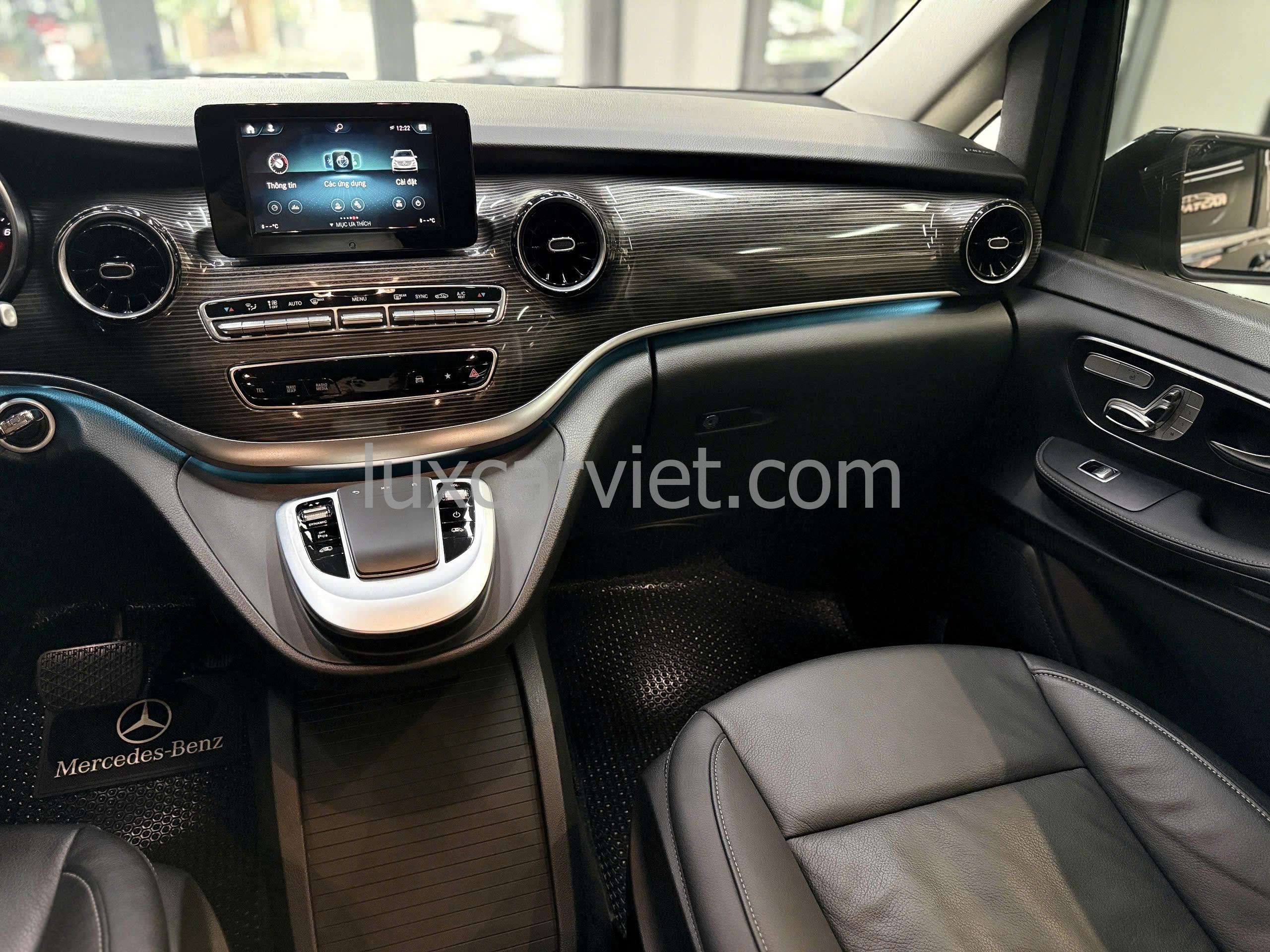 Cho Thuê Xe Mercedes-Benz V250 - Ảnh 9